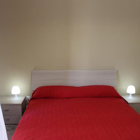 Ferienwohnung La Stanza Vicino Al Mare , Una Camera Da Letto E Bagno Con Balcone Vista Mare Balestrate Exterior foto