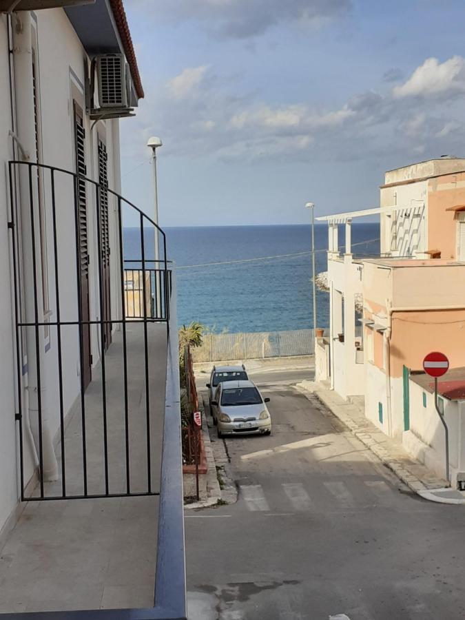 Ferienwohnung La Stanza Vicino Al Mare , Una Camera Da Letto E Bagno Con Balcone Vista Mare Balestrate Exterior foto